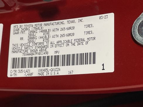 Used 2023 Toyota Sequoia Platinum image 36