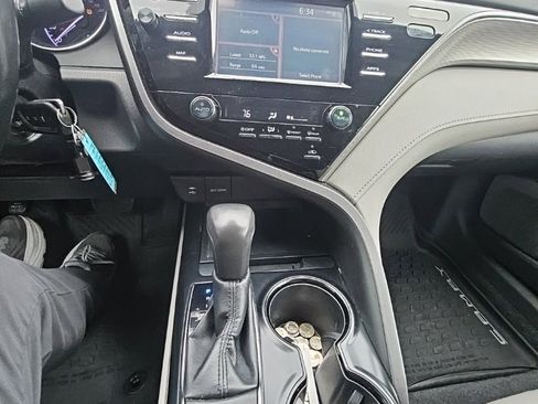 Used 2019 Toyota Camry SE image 20