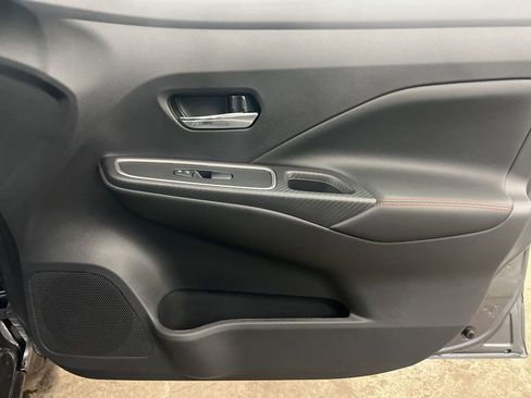 New 2025 Nissan Versa SR image 40