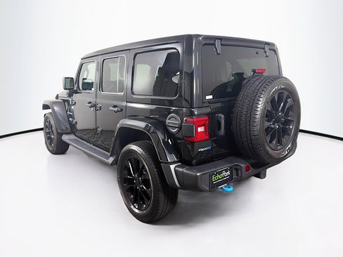 Used 2023 Jeep Wrangler Unlimited Sahara w/ Cold Weather Group AWD/4WD image 5