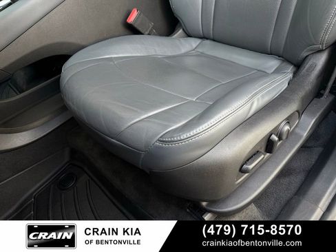 Used 2020 Buick Enclave Essence AWD/4WD image 24