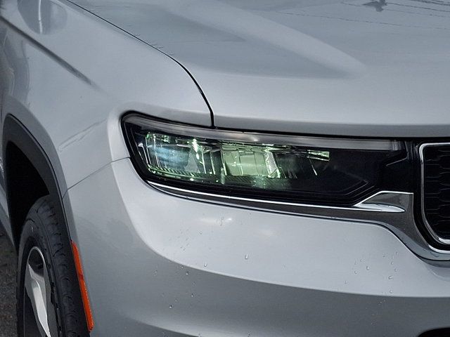 Used 2021 Jeep Grand Cherokee L Limited w/ Trailer Tow Group (B) AWD/4WD image 9