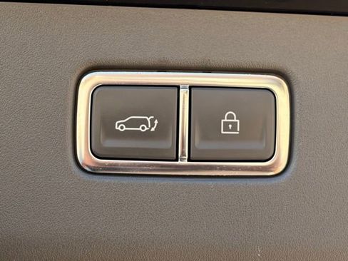 Used 2024 Kia EV9 Light Long Range RWD image 15