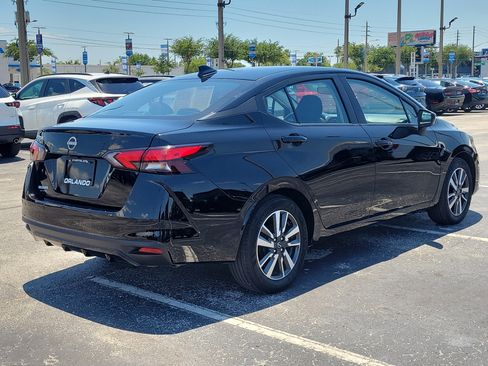 Used 2025 Nissan Versa SV FWD image 7