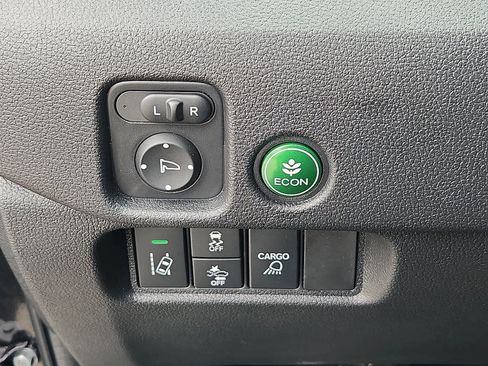 Certified 2025 Honda Ridgeline Sport image 24