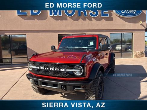 Used 2024 Ford Bronco Wildtrak AWD/4WD image 1
