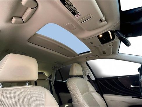 Used 2018 Lexus LS 500 w/ Accessory Package (Z2) image 16