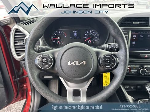 Used 2022 Kia Soul LX w/ Technology Package FWD image 26