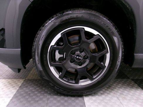 Used 2025 Honda Pilot EX-L image 16