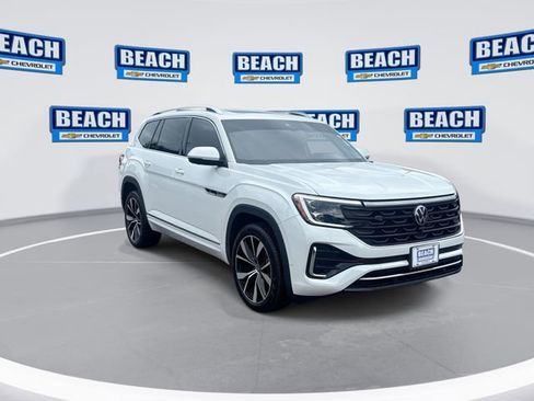 Used 2025 Volkswagen Atlas SEL Premium R-Line AWD/4WD image 2