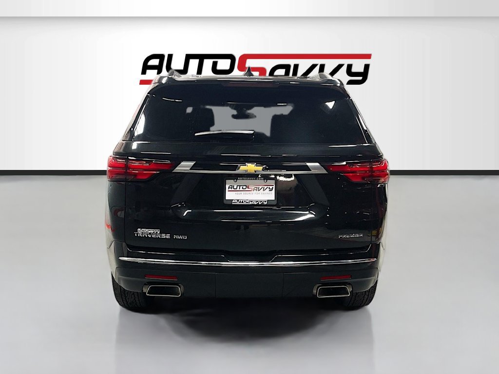 Used 2023 Chevrolet Traverse Premier w/ LPO, Floor Liner Package AWD/4WD image 6