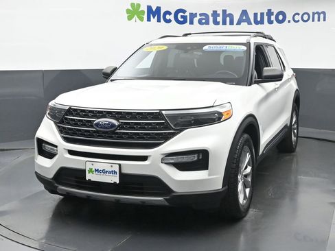 Used 2020 Ford Explorer XLT w/ Equipment Group 202A image 5