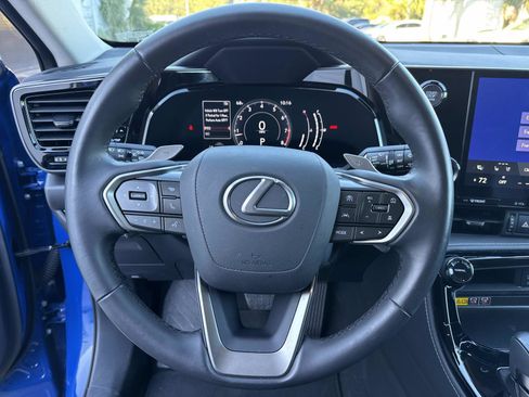 Certified 2025 Lexus NX 250 FWD w/ Premium Package image 29