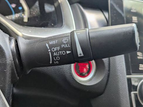 Used 2016 Honda Civic Touring image 8