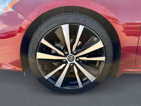 Used 2020 Nissan Altima 2.0 Platinum image 10