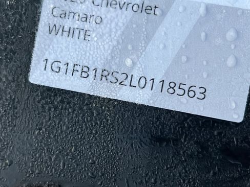 Used 2020 Chevrolet Camaro LT image 22