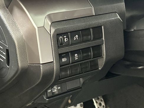 Used 2025 Toyota Tacoma TRD Sport RWD image 12