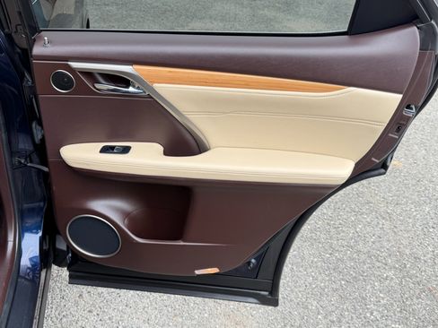 Used 2018 Lexus RX 350L Luxury image 45