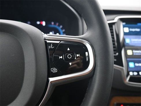 Used 2024 Volvo XC90 B6 Plus w/ Protection Package Premier image 24