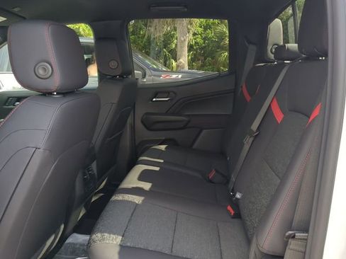 New 2025 Chevrolet Colorado Z71 image 14