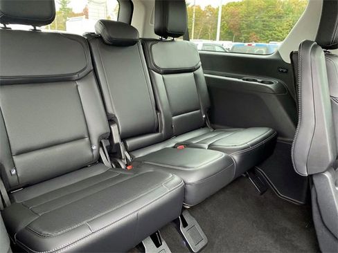 Used 2025 Ford Expedition Max Platinum w/ Driver's Package image 28