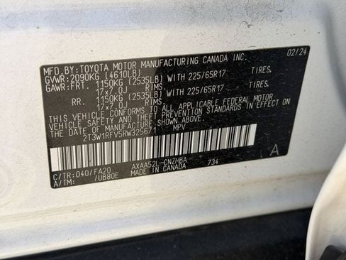 Used 2024 Toyota RAV4 XLE FWD image 27