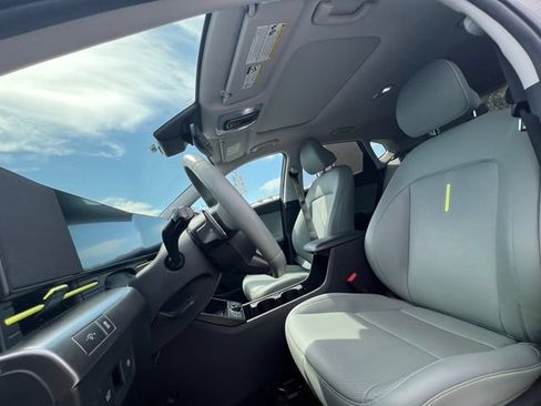 Certified 2024 Hyundai Kona Limited FWD image 16