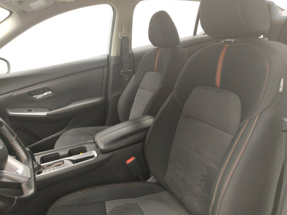Used 2025 Nissan Sentra SR FWD image 17