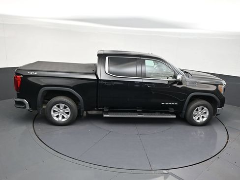 Used 2022 GMC Sierra 1500 SLE w/ Driver Alert Package I AWD/4WD image 18