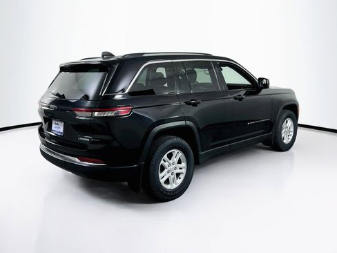 Used 2023 Jeep Grand Cherokee Laredo w/ Luxury Tech Group I image 5