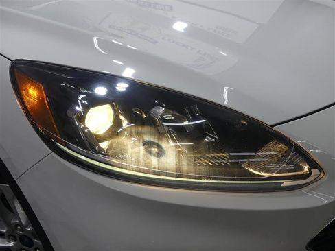 Used 2022 Ford Escape SE w/ Convenience Package image 15