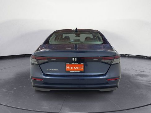 Used 2025 Honda Accord SE image 7