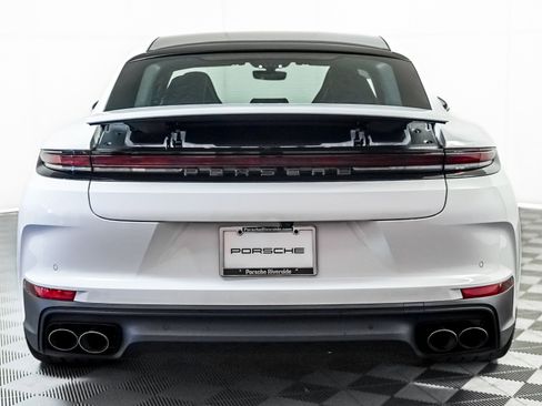 New 2026 Porsche Panamera image 11