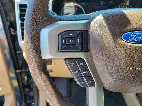 Used 2020 Ford F150 Lariat AWD/4WD image 17