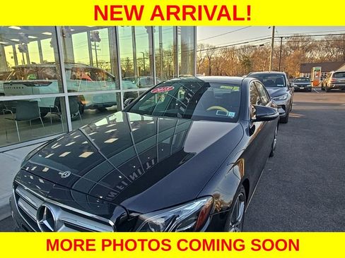 Used 2018 Mercedes-Benz E 300 4MATIC image 10
