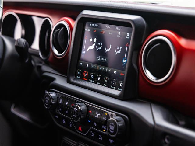 Used 2021 Jeep Wrangler Unlimited Rubicon AWD/4WD image 28
