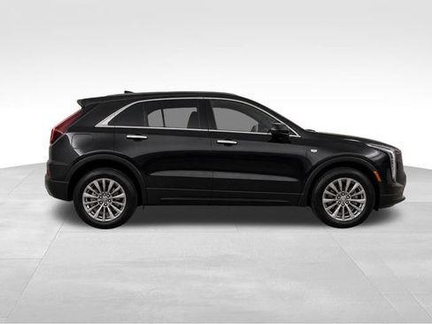 Used 2025 Cadillac XT4 Premium Luxury FWD image 8