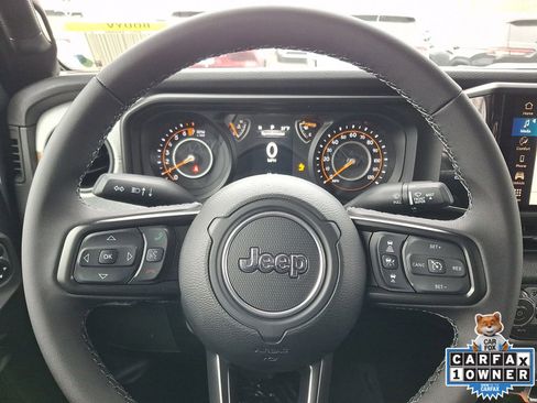 New 2026 Jeep Gladiator Sport image 10