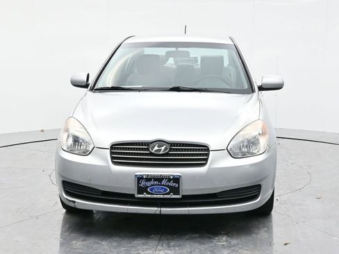 Used 2010 Hyundai Accent GLS w/ Premium Pkg 4 image 2