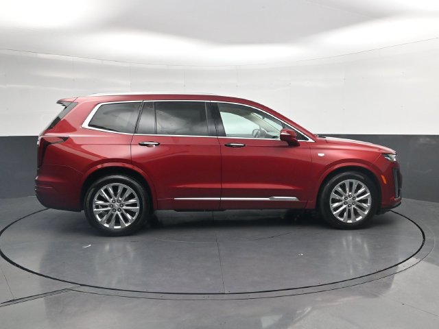 Used 2020 Cadillac XT6 Premium Luxury FWD image 3
