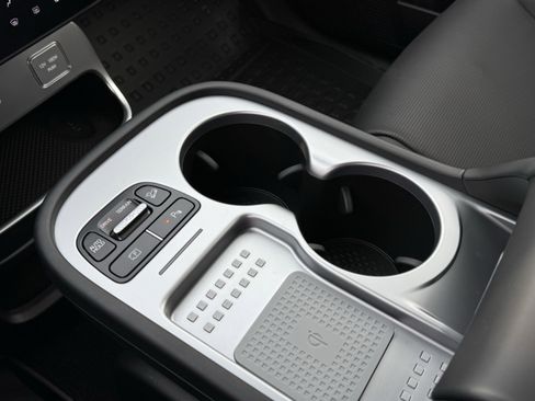 Used 2026 Hyundai Ioniq 9 SEL image 29