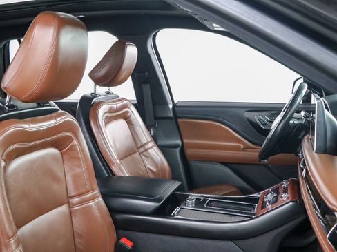 Used 2022 Lincoln Aviator Reserve w/ Equipment Group 201A AWD/4WD image 28