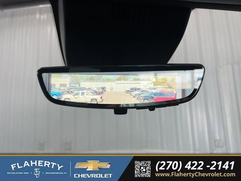 Used 2025 GMC Sierra 1500 AT4 w/ Technology Package AWD/4WD image 35