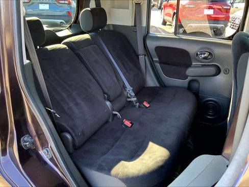 Used 2013 Nissan Cube 1.8 SL w/ SL Preferred Pkg image 18