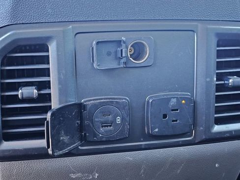 Certified 2022 Ford F250 XLT w/ XLT Premium Package image 16