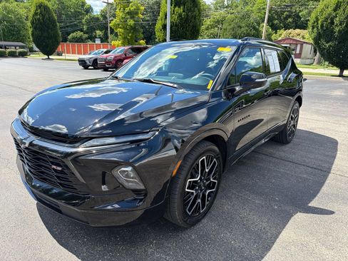 Used 2024 Chevrolet Blazer RS w/ Driver Confidence II Package AWD/4WD image 9