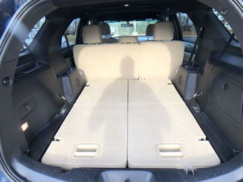 Used 2016 Ford Explorer XLT w/ Equipment Group 201A image 25