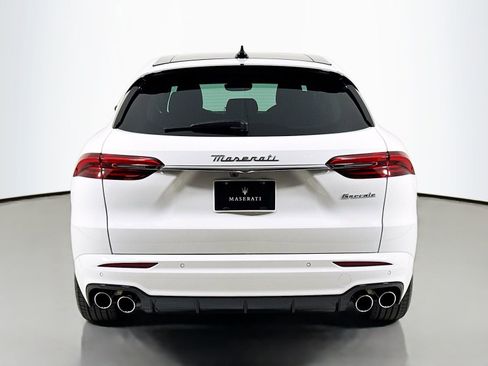 New 2025 Maserati Grecale GT image 7