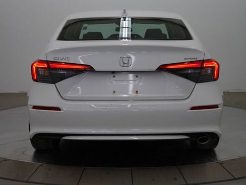 Used 2022 Honda Civic Sport image 6