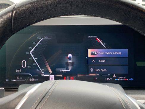 Used 2024 BMW X5 xDrive40i w/ Premium Package image 31